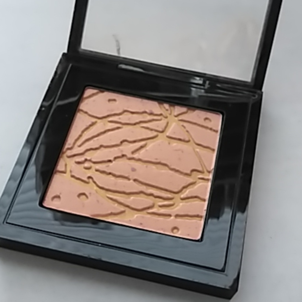 Mac In the Abstract Highlighter - Picture 4 of 6